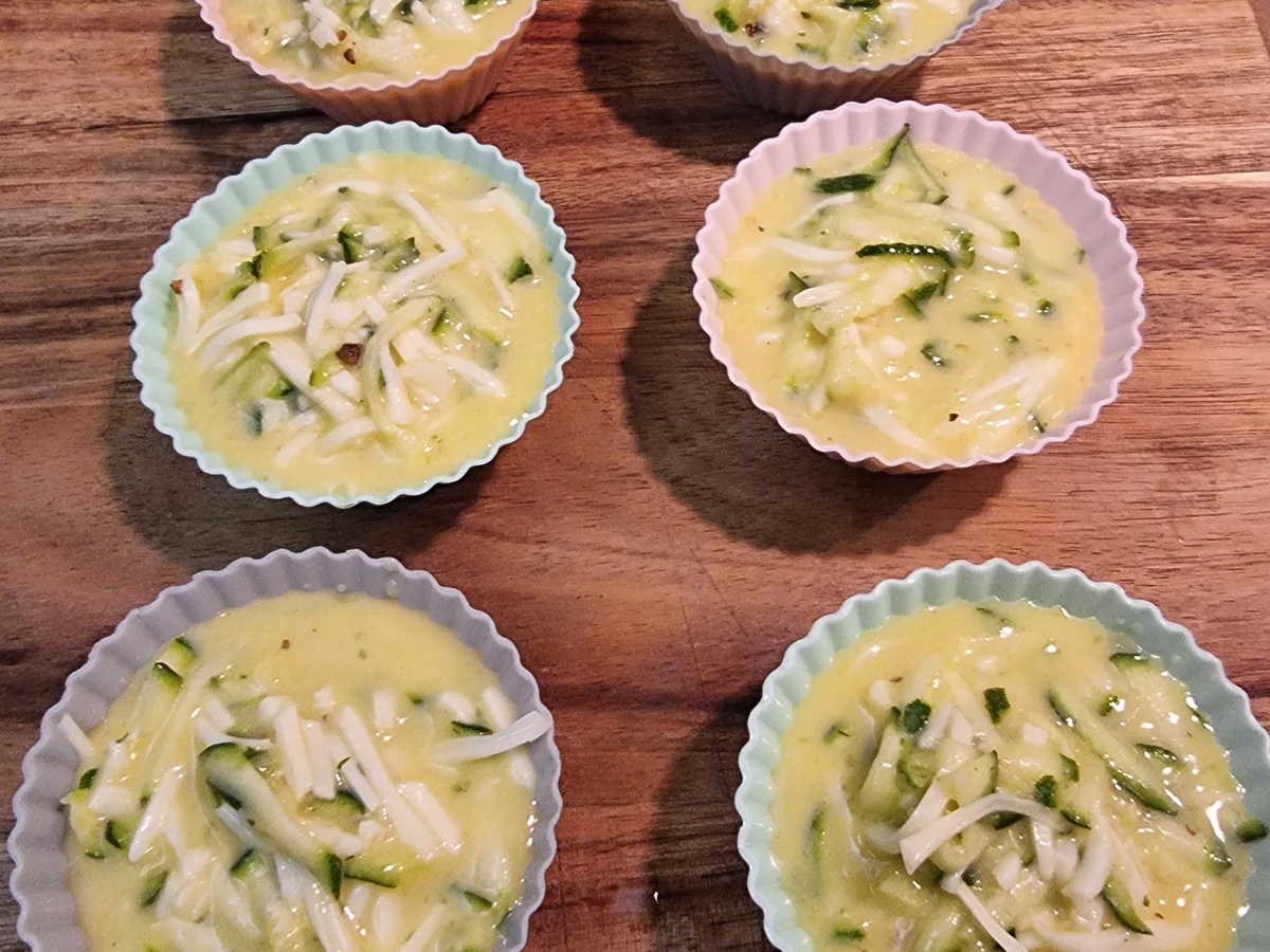 Rezept: Zucchini-Käse -Muffins in meinem Ninja Crispi Bild Nr. 17806 Zucchini-Käse -Muffins in meinem Ninja Crispi - Rezept - Bild Nr. 17806