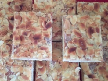 Butterkuchen mit Mandeln - Rezept
