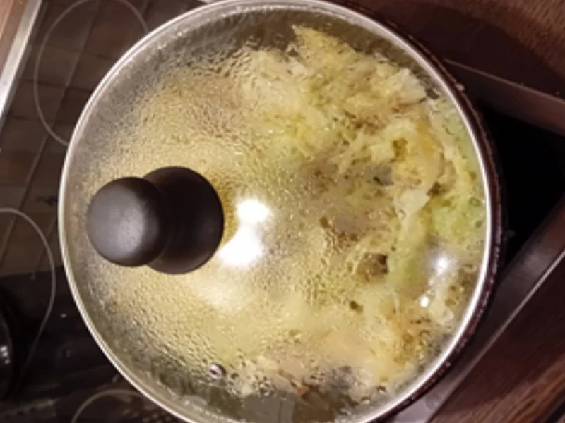 Rezept: Seelachsfilet paniert mit Brat-Rahm-Wirsing und Butter-Pellkartoffel-Drillingen Bild Nr. 10 Seelachsfilet paniert mit Brat-Rahm-Wirsing und Butter-Pellkartoffel-Drillingen - Rezept - Bild Nr. 10