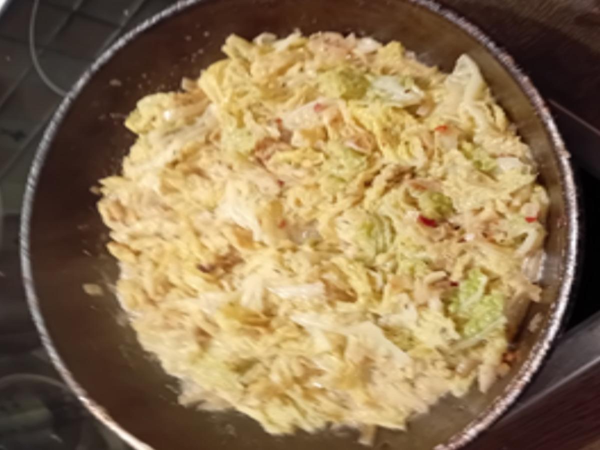 Seelachsfilet paniert mit Brat-Rahm-Wirsing und Butter-Pellkartoffel-Drillingen - Rezept - Bild Nr. 12