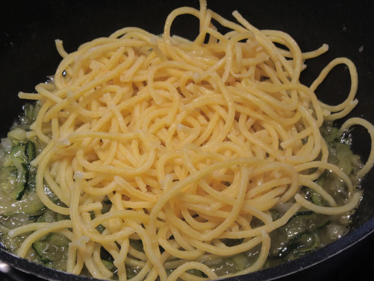 Pasta: Spaghetti-Zucchini-Auflauf - Rezept - Bild Nr. 17836
