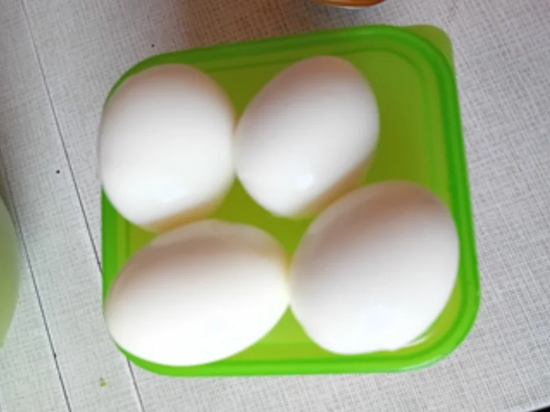 Eierbuletten mit Gurkensalat - Rezept - Bild Nr. 17844