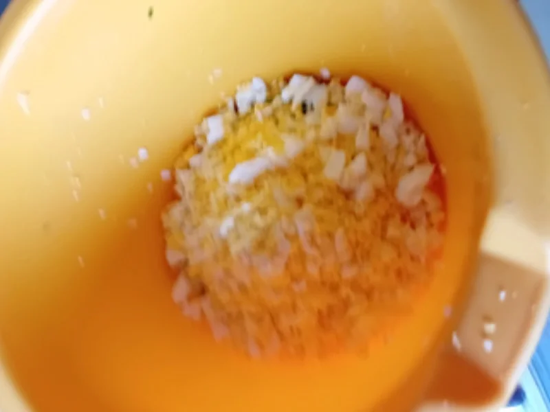 Eierbuletten mit Gurkensalat - Rezept - Bild Nr. 17849