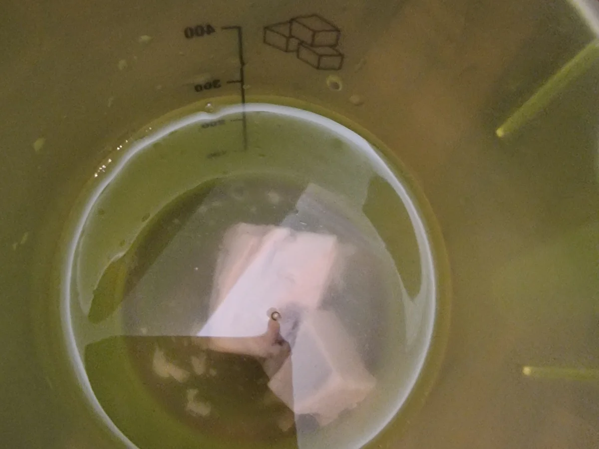 Langos mit Creme -fraiche und Feta - Rezept - Bild Nr. 17843