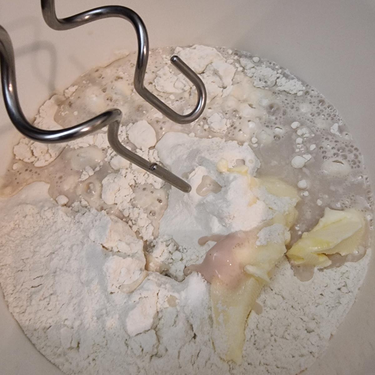 Langos mit Creme -fraiche und Feta - Rezept - Bild Nr. 17844