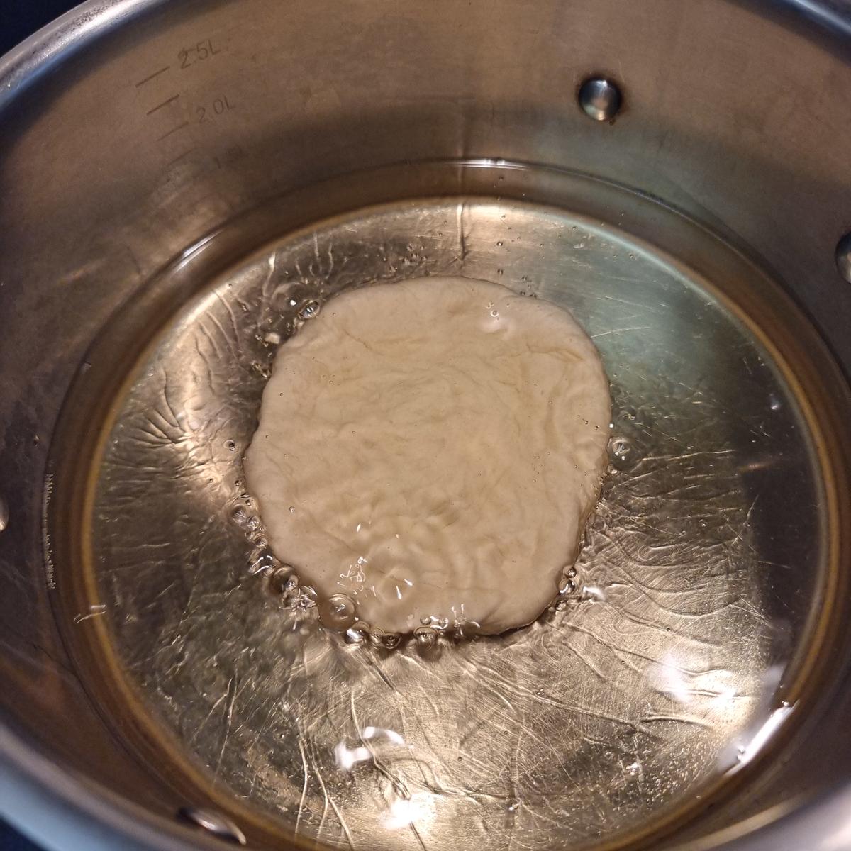 Langos mit Creme -fraiche und Feta - Rezept - Bild Nr. 17850