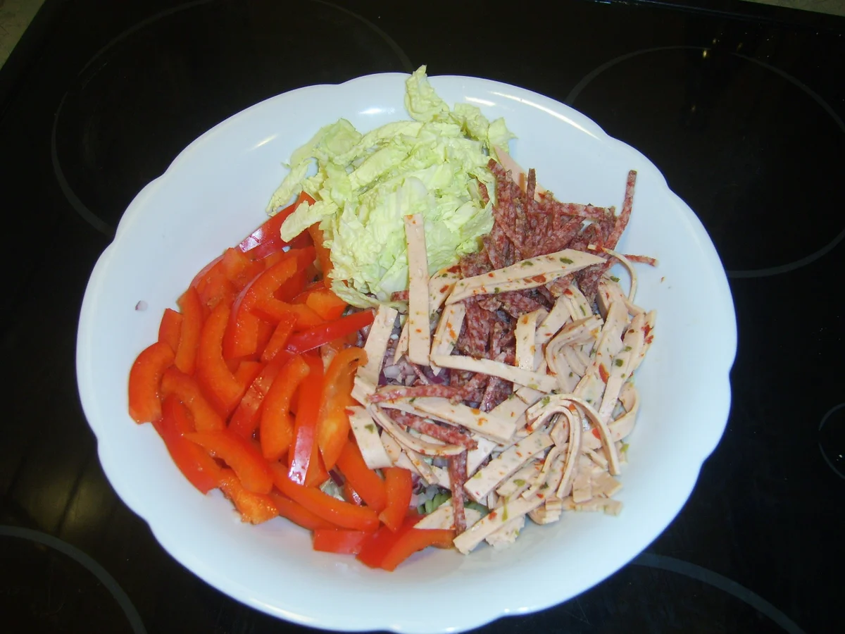 Bunter Nudelsalat ungarischer Art - Rezept - Bild Nr. 17843