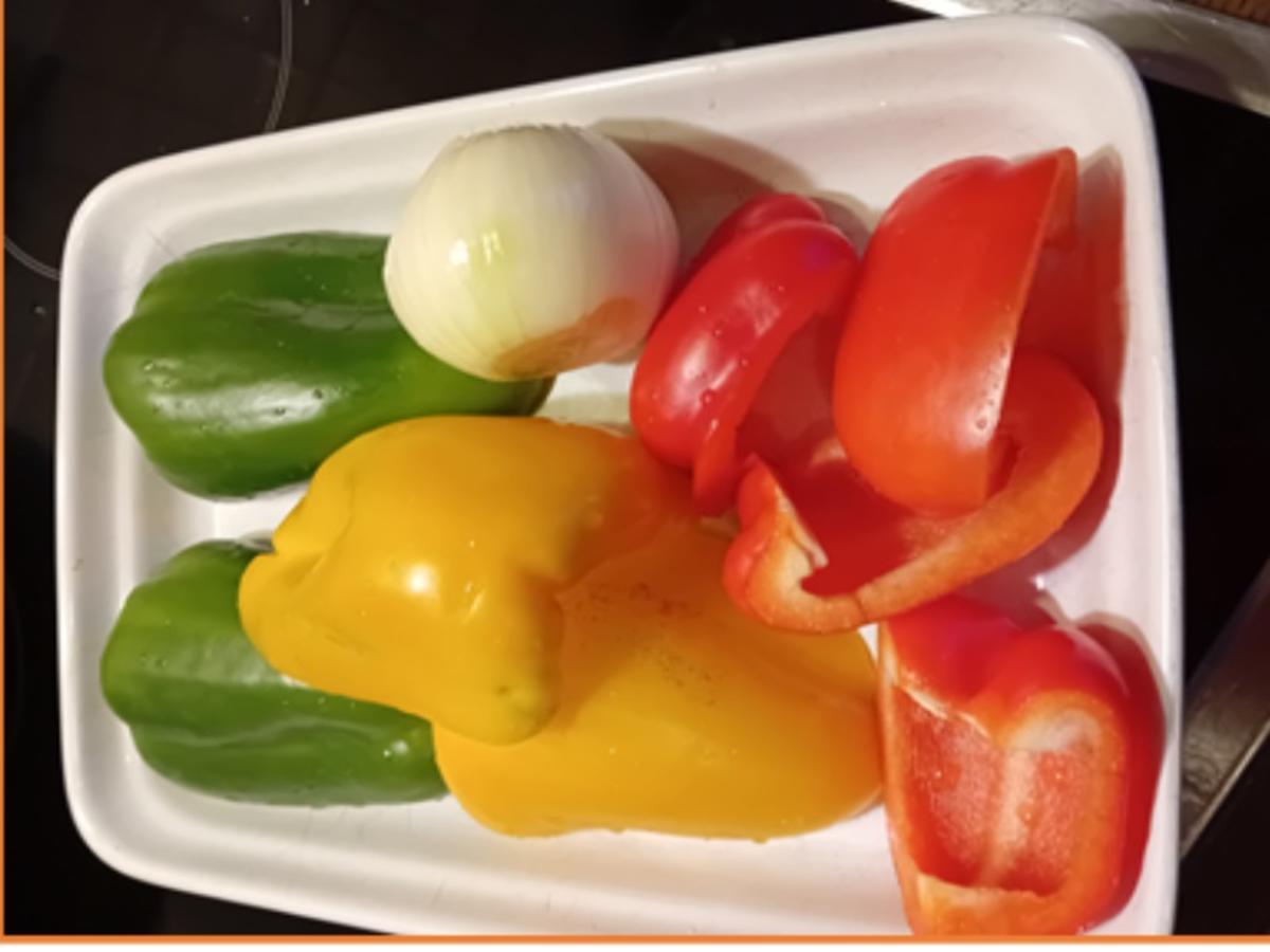 Rezept: Seelachfilet frittiert mit Paprikamix süß-sauer Bild Nr. 17850 Seelachfilet frittiert mit Paprikamix süß-sauer - Rezept - Bild Nr. 17850