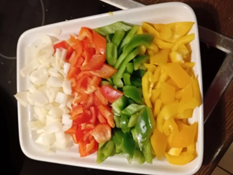 Rezept: Seelachfilet frittiert mit Paprikamix süß-sauer Bild Nr. 17851 Seelachfilet frittiert mit Paprikamix süß-sauer - Rezept - Bild Nr. 17851