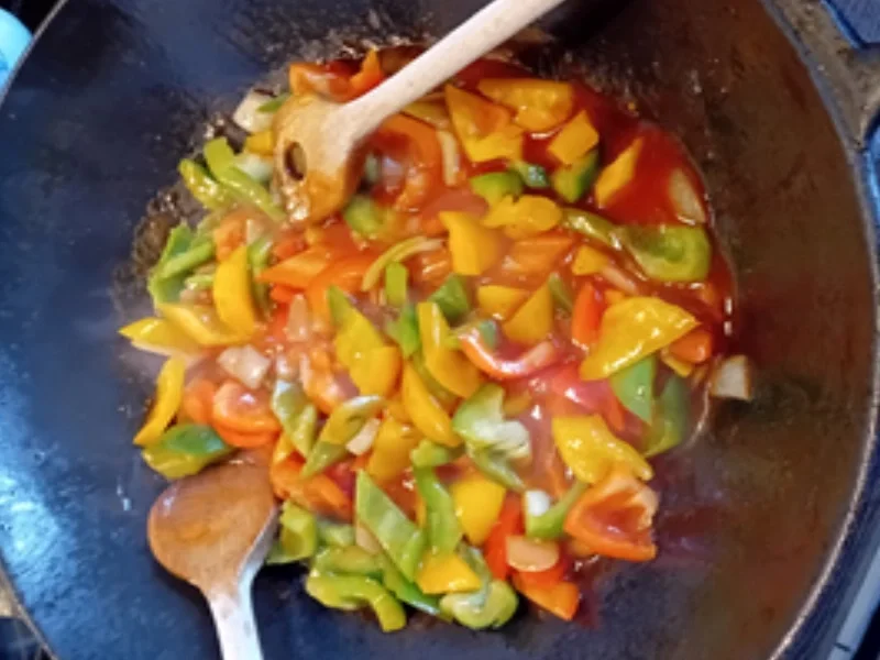 Rezept: Seelachfilet frittiert mit Paprikamix süß-sauer Bild Nr. 17854 Seelachfilet frittiert mit Paprikamix süß-sauer - Rezept - Bild Nr. 17854