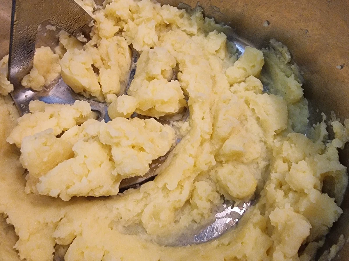 Rezept: Kartoffel-Focaccia mit Kirschtomaten und Mozzarella Bild Nr. 17865 Kartoffel-Focaccia mit Kirschtomaten und Mozzarella - Rezept - Bild Nr. 17865