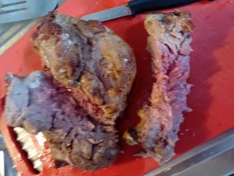 Rezept: Putenoberkeulen-Braten mit herzhafter Sau-ce, Buschbohnen und Drillingen Bild Nr. 6 Putenoberkeulen-Braten mit herzhafter Sau-ce, Buschbohnen und Drillingen - Rezept - Bild Nr. 6