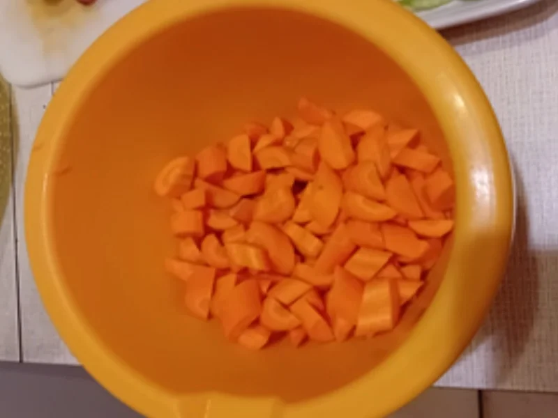 Weißkohlsuppe mit Gemüsemix - Rezept - Bild Nr. 17887