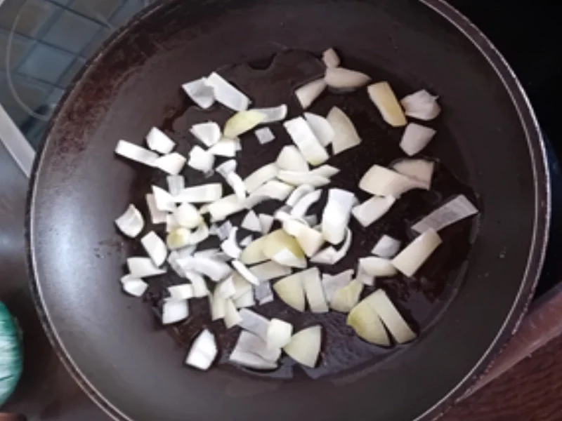 Seelachsfilet auf Senf-Zwiebel-Möhren-Kohlrabi-Gemüse - Rezept - Bild Nr. 9