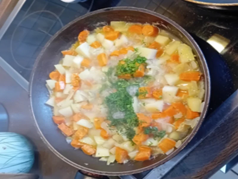 Seelachsfilet auf Senf-Zwiebel-Möhren-Kohlrabi-Gemüse - Rezept - Bild Nr. 13