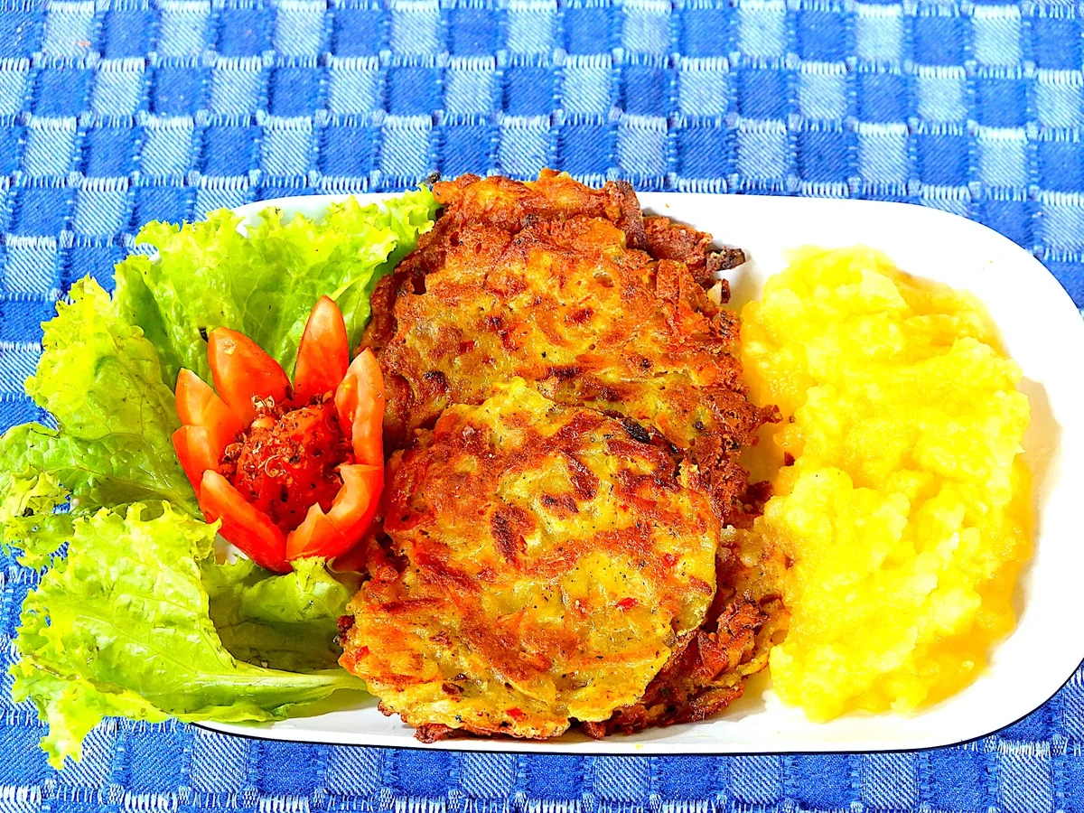 Exotisch-würzige Kartoffelpuffer mit süß-saurem Envy-Apfelmus - Rezept - Bild Nr. 17890
