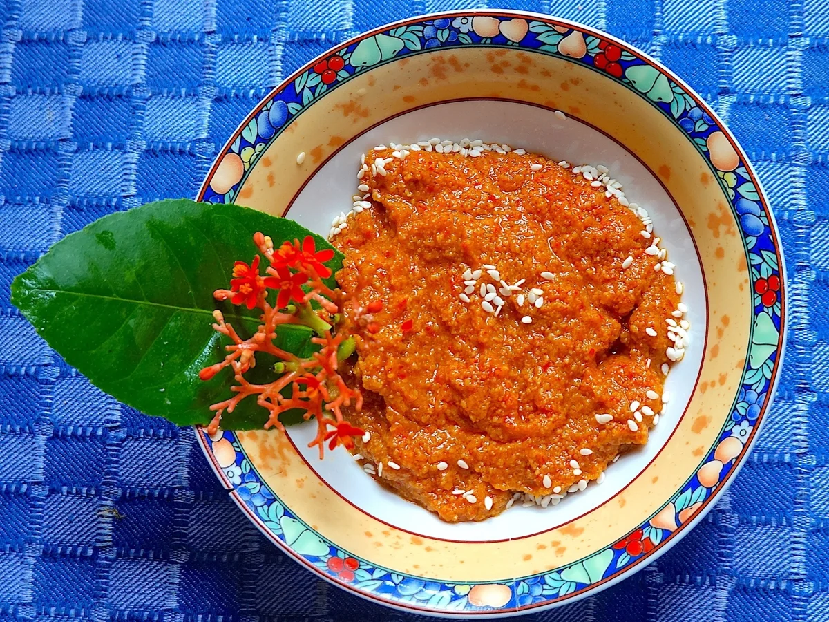 Rezept: Würzig scharfer Erdnuss-Dip alla Batagor Lombok — Sambal kacang Batagor Lombok Bild Nr. 17890 Würzig scharfer Erdnuss-Dip alla Batagor Lombok — Sambal kacang Batagor Lombok - Rezept - Bild Nr. 17890
