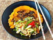 Rezept: Dan-Dan-Nudeln mit Gemuฬse und Pilzgulasch Bild Nr. 17949 Dan-Dan-Nudeln mit Gemuฬse und Pilzgulasch - Rezept - Bild Nr. 17949