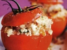 Couscous - Salat in der Tomate - Rezept