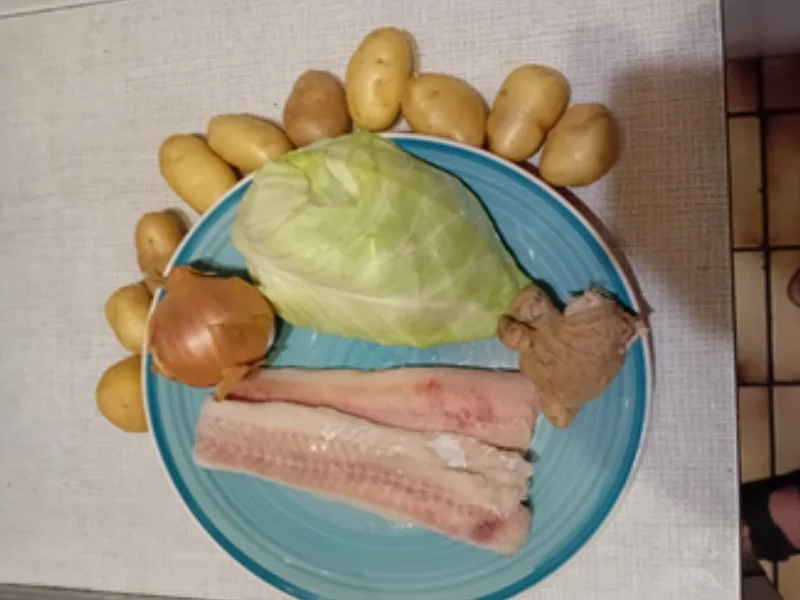 Seelachsfilet auf Spitzkohlgemüse und Drillinge - Rezept - Bild Nr. 17985
