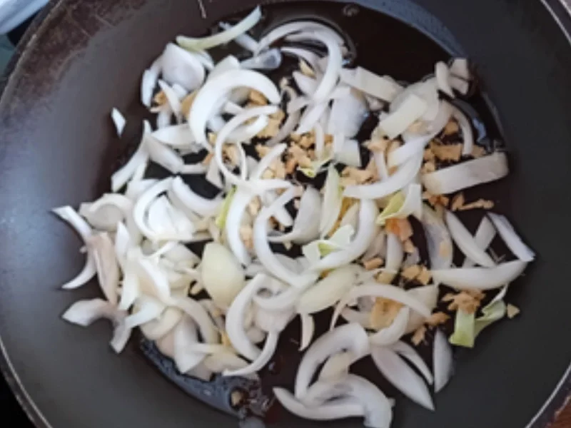 Seelachsfilet auf Spitzkohlgemüse und Drillinge - Rezept - Bild Nr. 17990