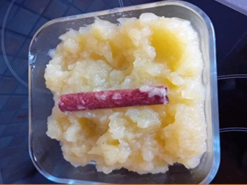 Eierpfannkuchen mit Apfelkompott - Rezept - Bild Nr. 10