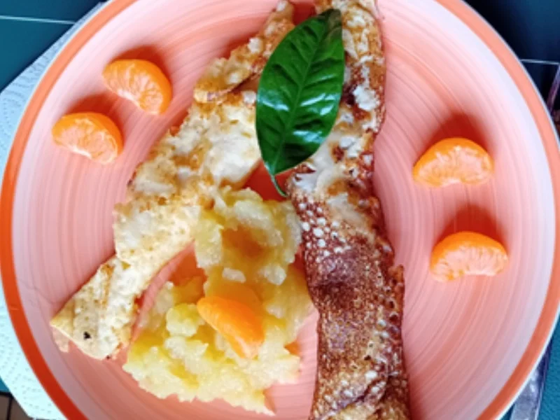 Eierpfannkuchen mit Apfelkompott - Rezept - Bild Nr. 12