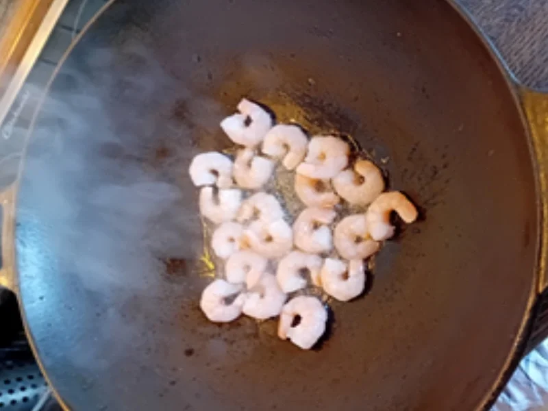 Mie-Nudeln mit Garnelen und Gemüse im Wok - Rezept - Bild Nr. 4