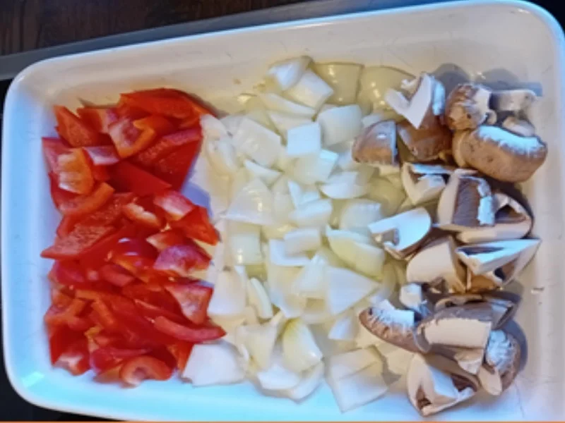 Hähnchenbrustfilet mit Zwiebel, Champignons, Paprika und Jasmin-Reis - Rezept - Bild Nr. 6