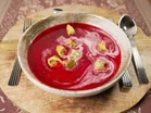 Rote Beete Suppe mit Pilztaschen - Rezept - Bild Nr. 17987
