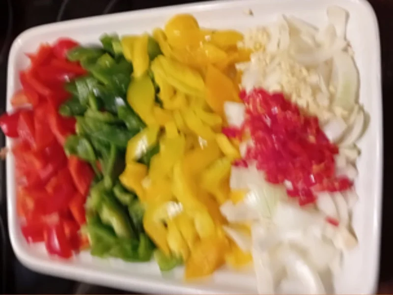 Schweinefilet mit Paprikamix und Jasmin-Reis - Rezept - Bild Nr. 17993