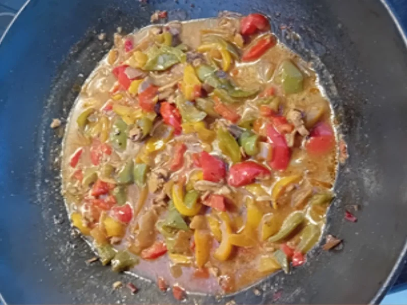 Schweinefilet mit Paprikamix und Jasmin-Reis - Rezept - Bild Nr. 17998