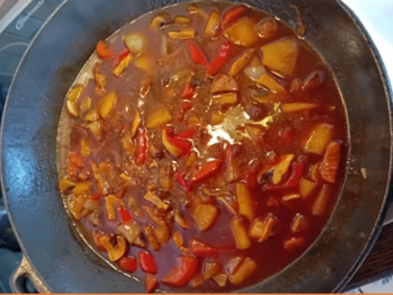 Putenbrustfilet mit Gemüse süß-sauer im Wok und Jasmin-Reis - Rezept - Bild Nr. 18001