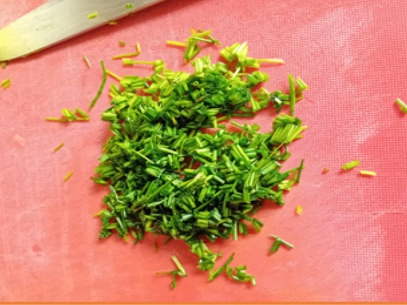 Kümmel-Pellkartoffel-Drillinge mit Lachsschinken-Schnittlauchröllchen-Quark - Rezept - Bild Nr. 5