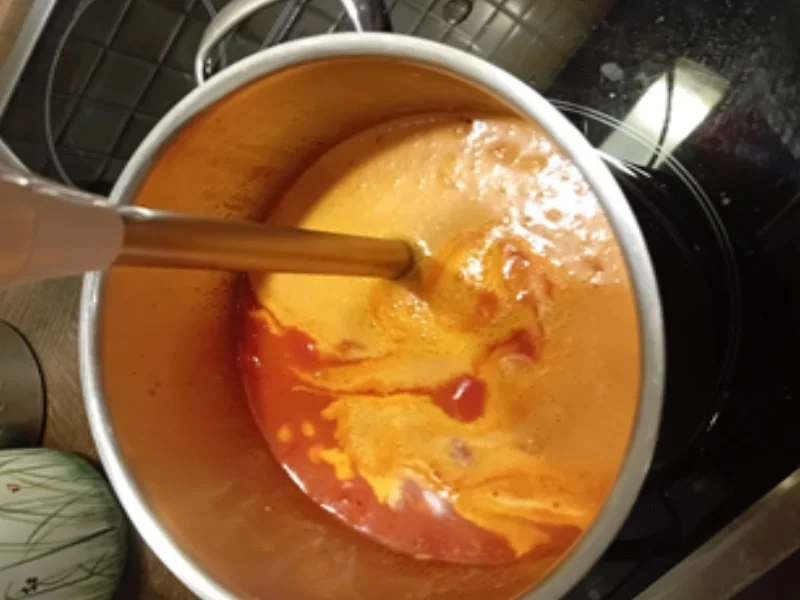 Kokos-Tomatensuppe mit Garnelenspieß - Rezept - Bild Nr. 17992