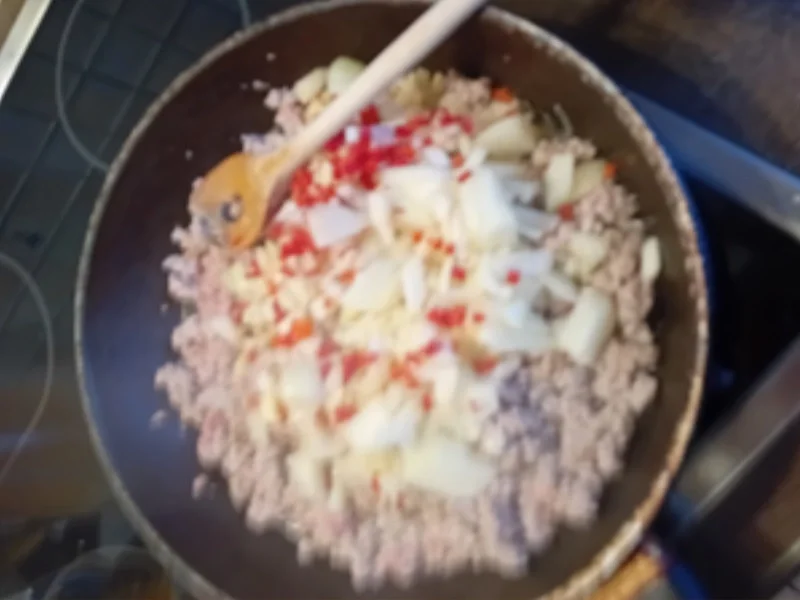 Würziges Chili con Carne mit Naan-Brot - Rezept - Bild Nr. 17996