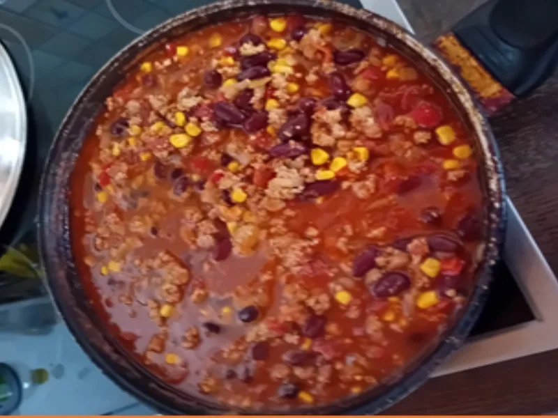 Würziges Chili con Carne mit Naan-Brot - Rezept - Bild Nr. 18003