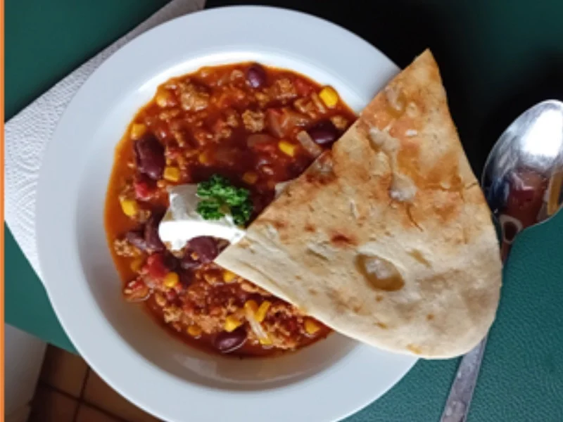Würziges Chili con Carne mit Naan-Brot - Rezept - Bild Nr. 18004