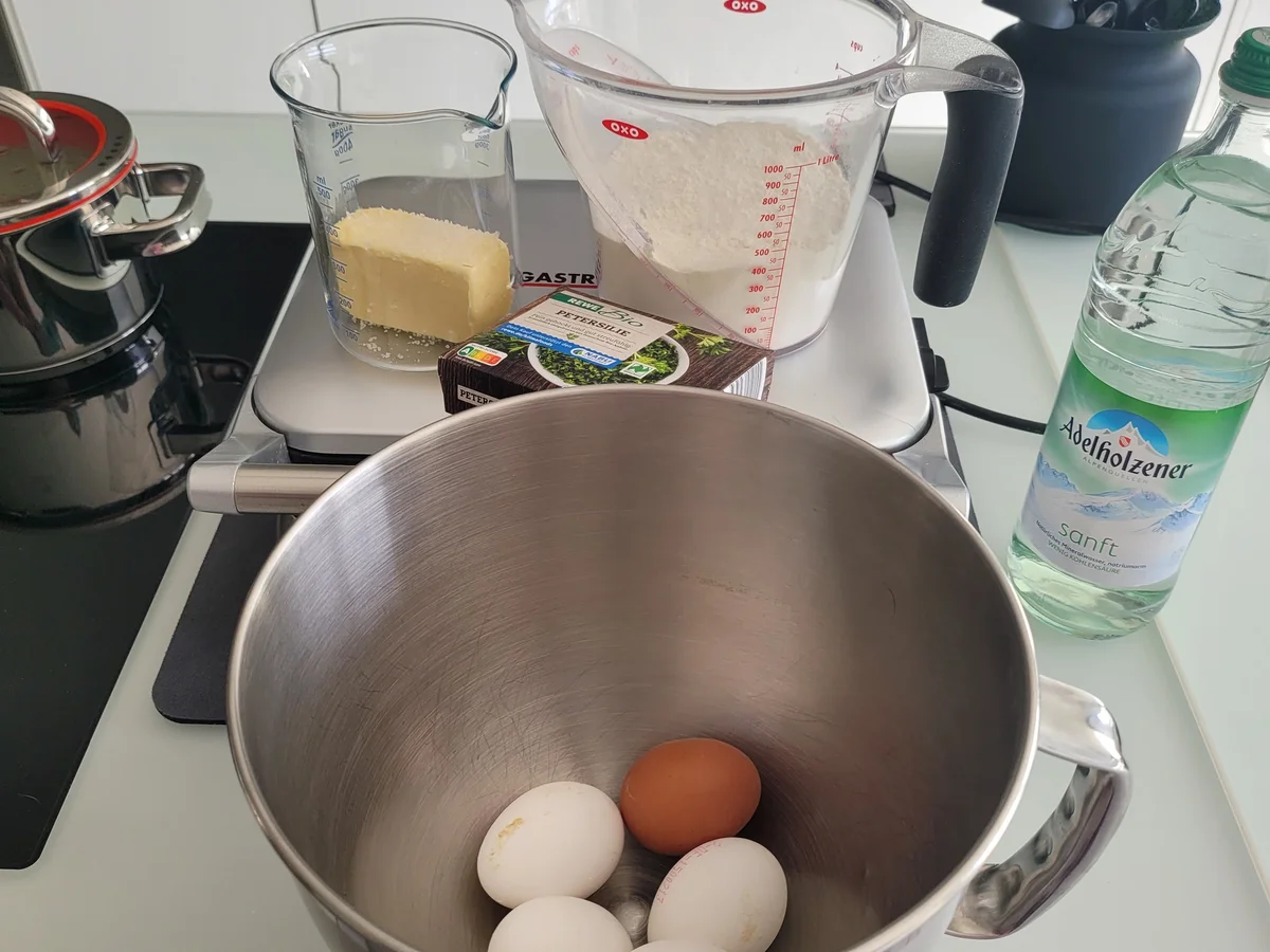 Waffeln- heute Herzhaft (mein Grundrezept) à la Biggi - Rezept - Bild Nr. 2