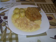 Pfannenkotelett an Schwarzwurzeln und Salzkartoffel - Rezept - Bild Nr. 2