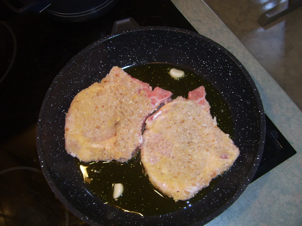 Pfannenkotelett an Schwarzwurzeln und Salzkartoffel - Rezept - Bild Nr. 8
