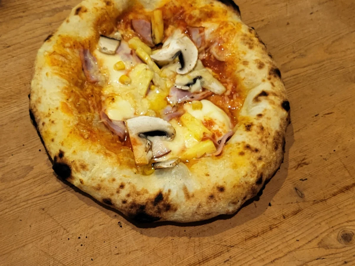 Rezept: Pizza Romana aus dem Holzbackofen Bild Nr. 2 Pizza Romana aus dem Holzbackofen - Rezept - Bild Nr. 2