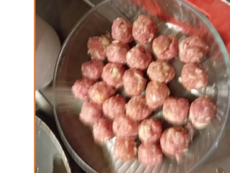 Marokkanische Fleischbällchen in Tomatensauce mit Juwelenreis - Rezept - Bild Nr. 6