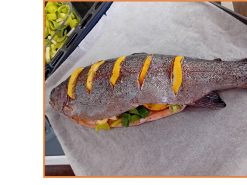 Lachsforelle mit Gemüsemix aus dem Backofen - Rezept - Bild Nr. 8