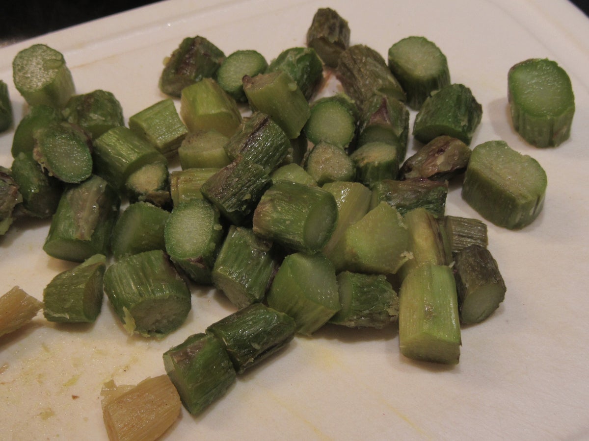 Suppen: Kohlrabi-Spargel-Suppe - Rezept - Bild Nr. 5