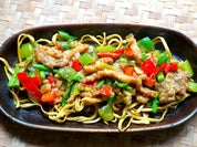 Knusprige Nudeln mit Cap Cay Hühnerfleisch auf Chrysanthemen-Art - Rezept - Bild Nr. 2