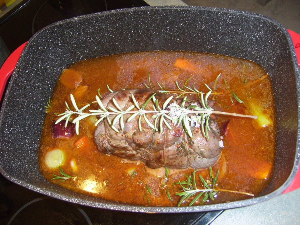 Rezept: Lammkeule entbeint in Buttermilchbeize Bild Nr. 2 Lammkeule entbeint in Buttermilchbeize - Rezept - Bild Nr. 2