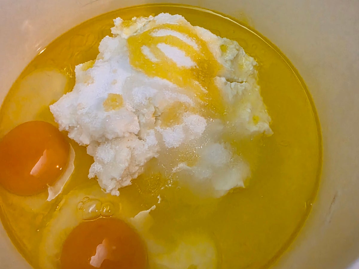 Osterzopf mit Haselnuss-Marzipan-Füllung - Rezept - Bild Nr. 3