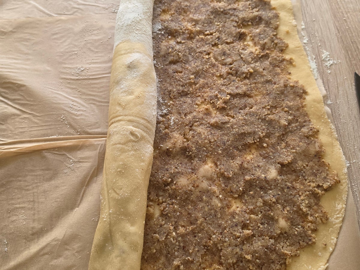 Osterzopf mit Haselnuss-Marzipan-Füllung - Rezept - Bild Nr. 10