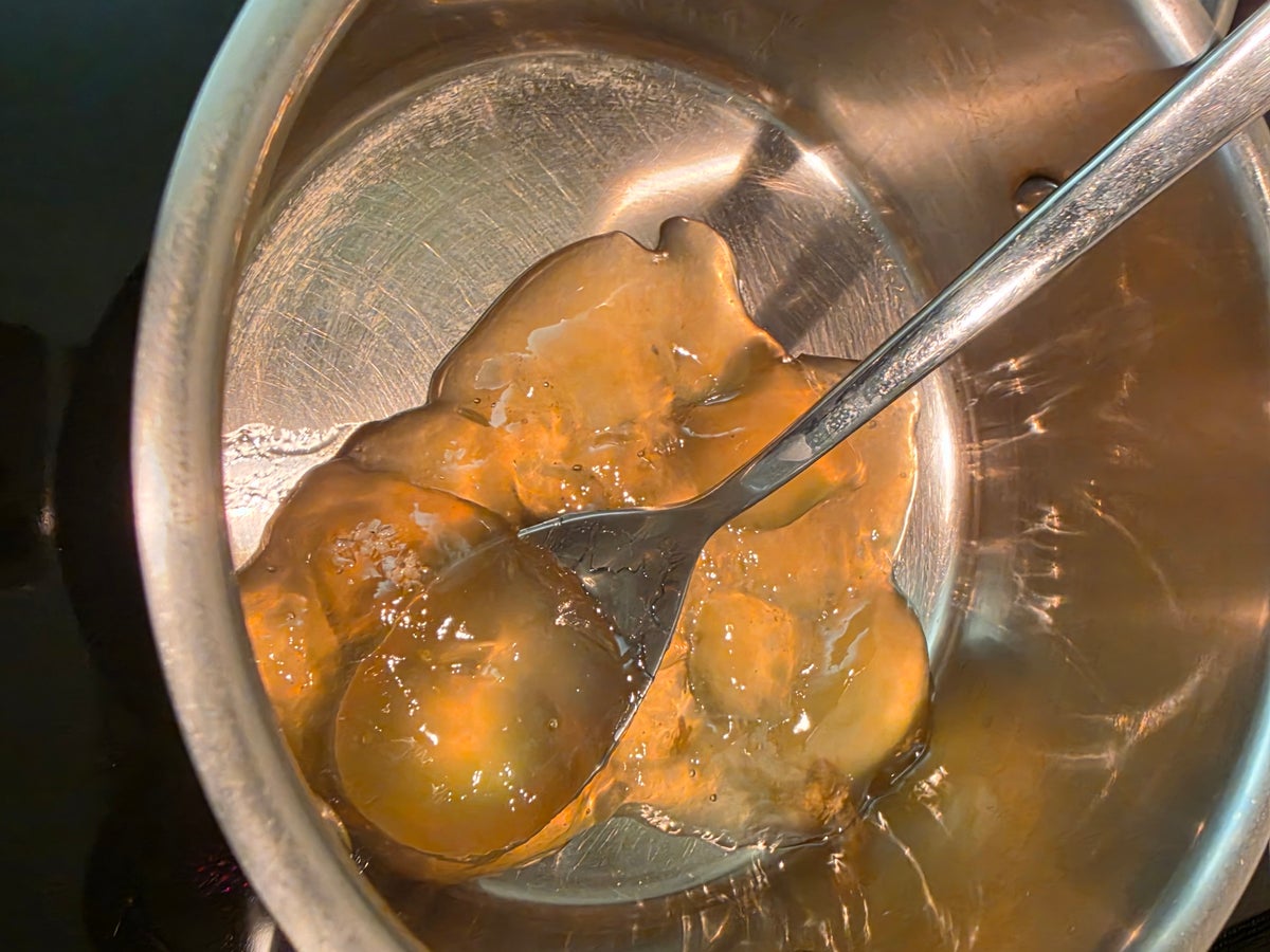 Osterzopf mit Haselnuss-Marzipan-Füllung - Rezept - Bild Nr. 15